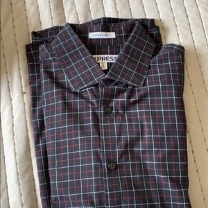 Medium extra slim fit express button down